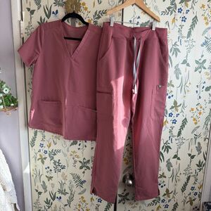 Women’s Figs Scrub Set *PLEASE READ*